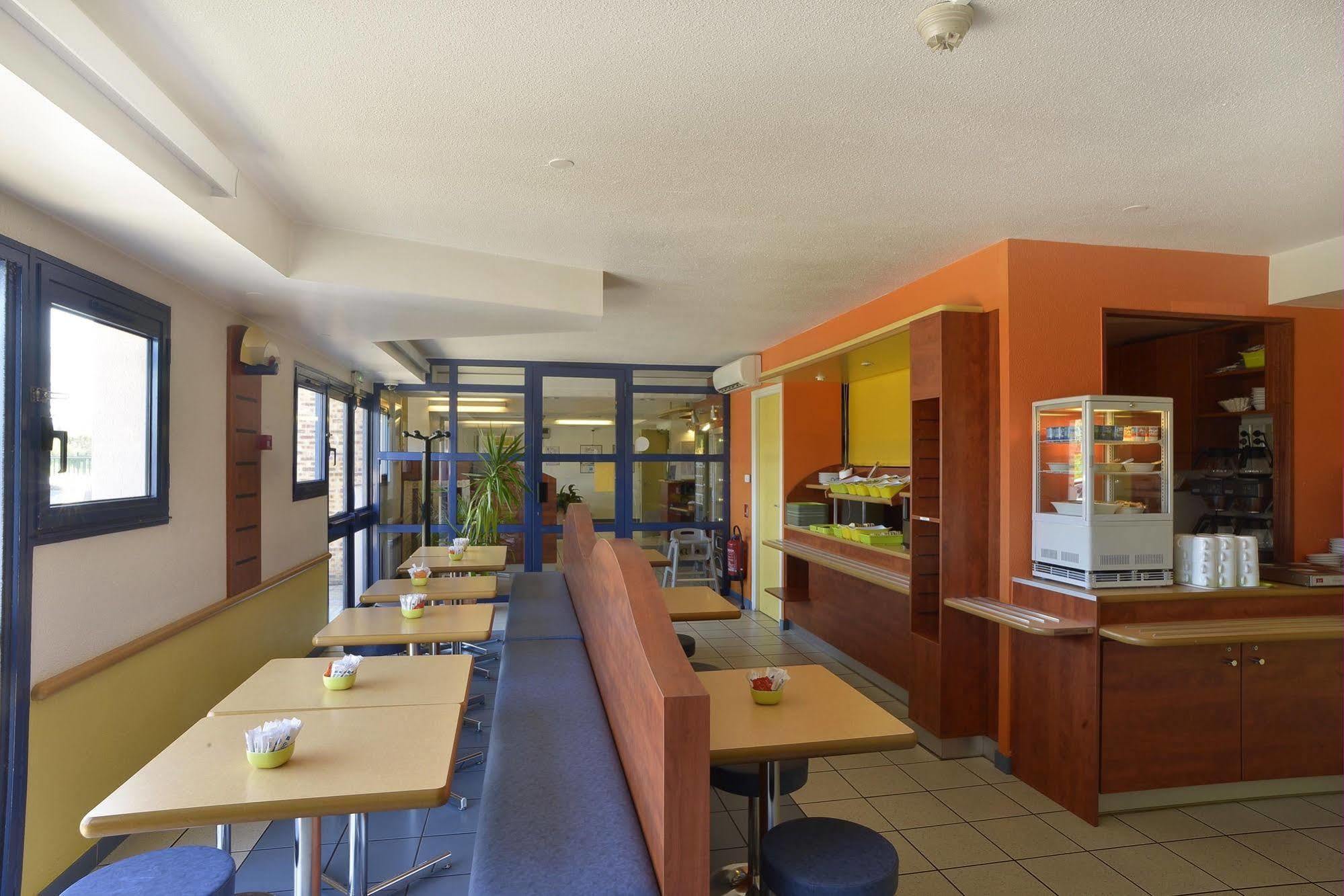 Ibis Budget Saint-Etienne Stade Экстерьер фото